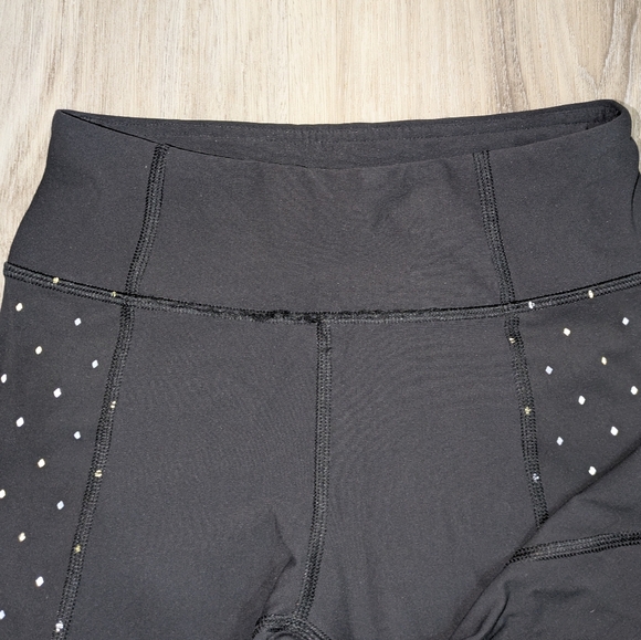 Lululemon Black Leggings w/ Polka Dots - Size 2 - Picture 3 of 6